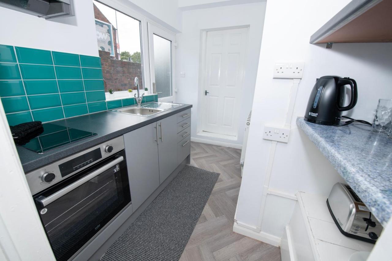 Versatile Cozy & Spacious Comfort Hull Apartments Kingston upon Hull Bagian luar foto