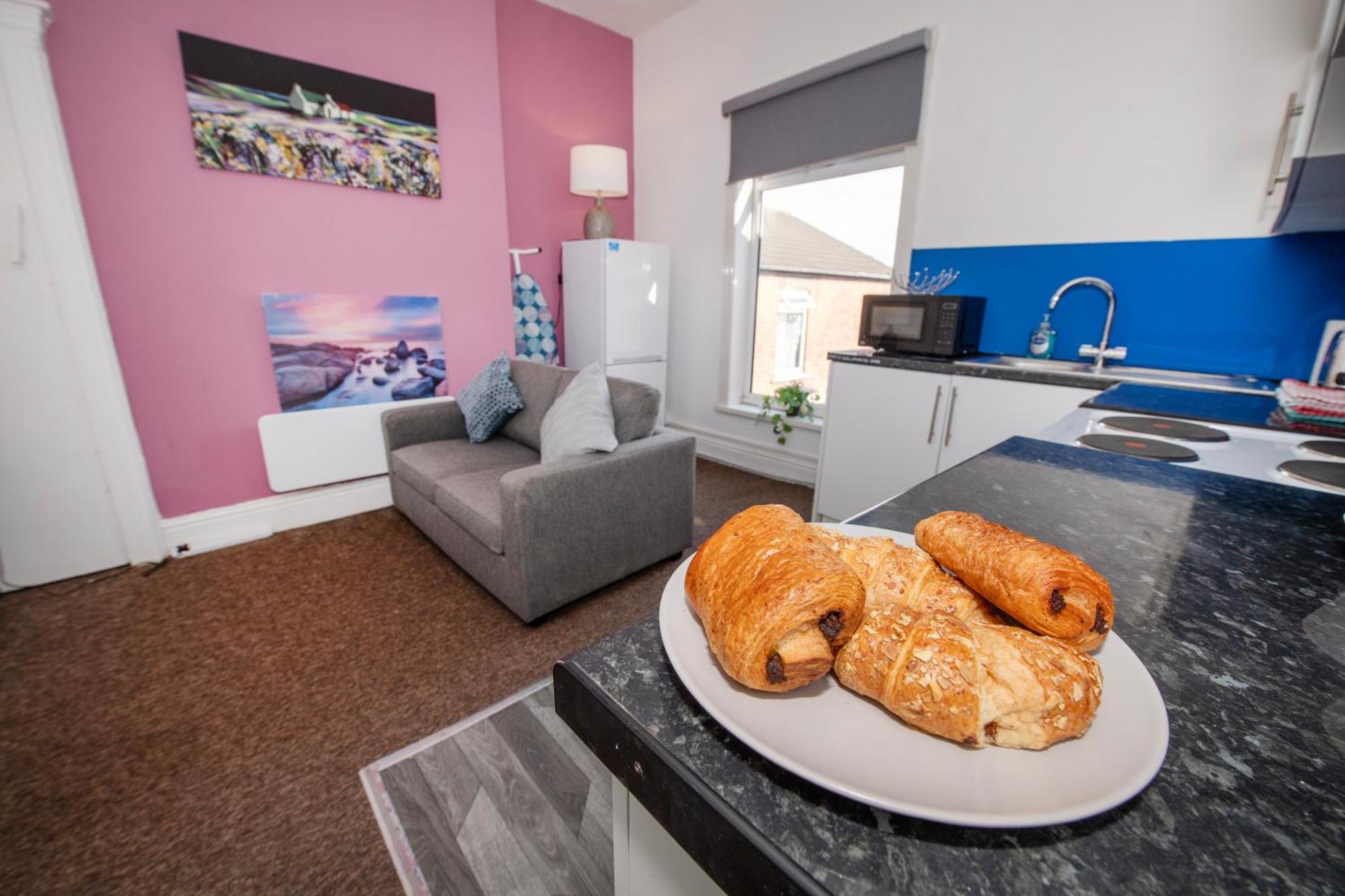 Versatile Cozy & Spacious Comfort Hull Apartments Kingston upon Hull Bagian luar foto