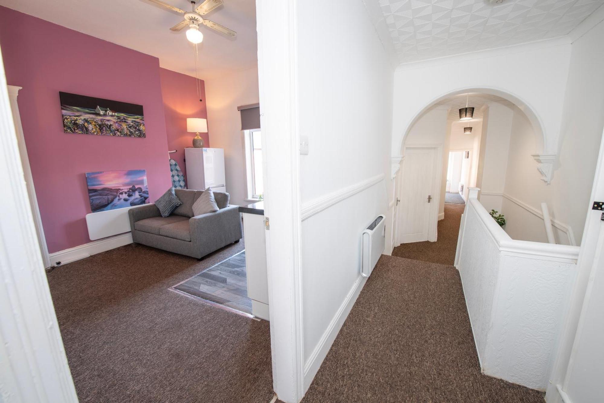 Versatile Cozy & Spacious Comfort Hull Apartments Kingston upon Hull Bagian luar foto