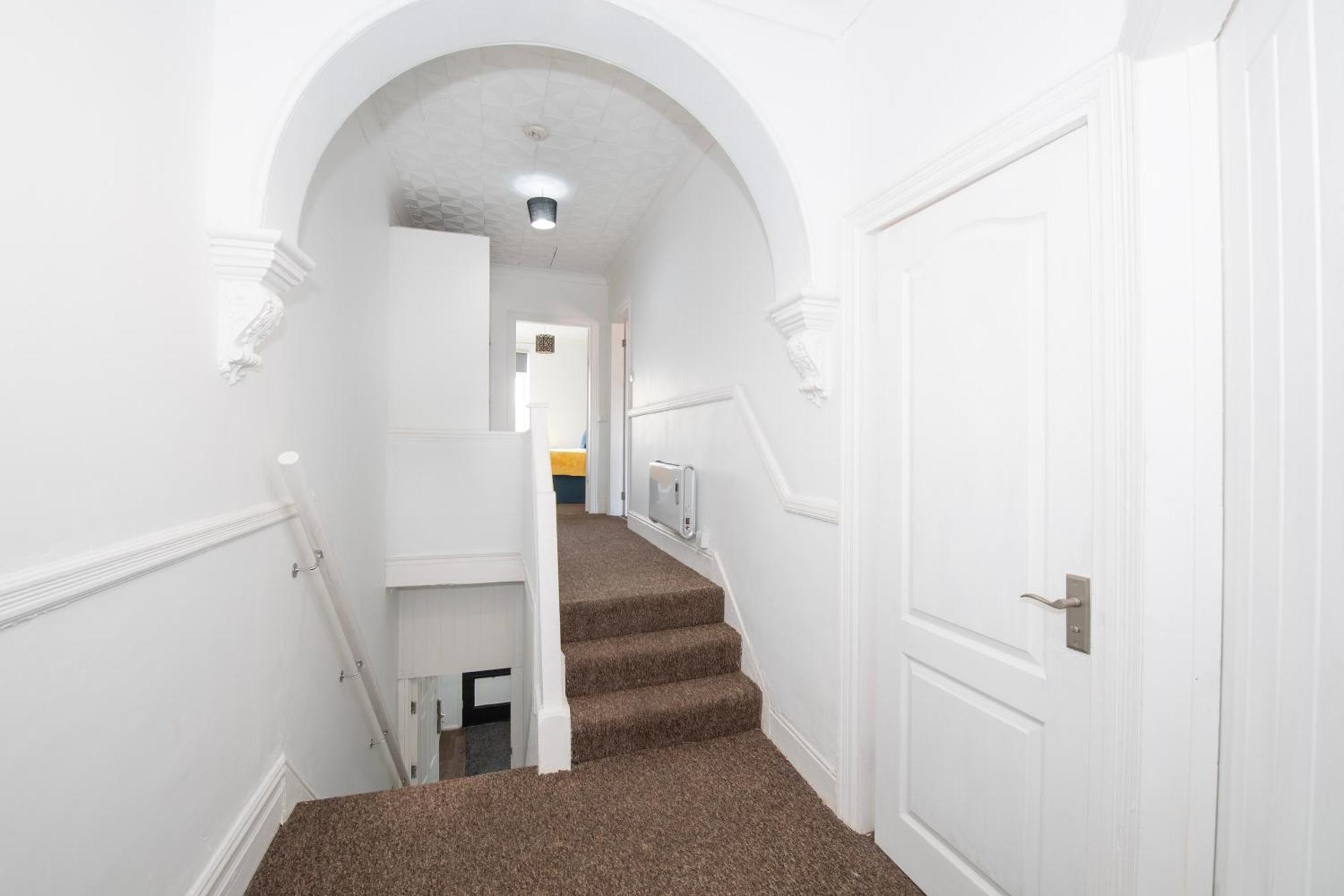 Versatile Cozy & Spacious Comfort Hull Apartments Kingston upon Hull Bagian luar foto