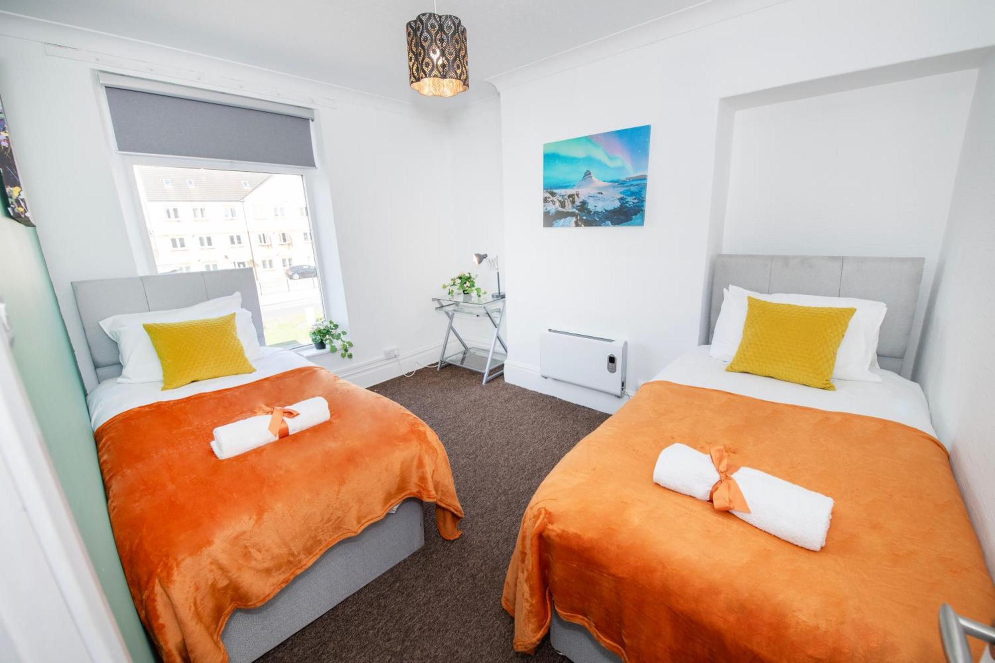 Versatile Cozy & Spacious Comfort Hull Apartments Kingston upon Hull Bagian luar foto
