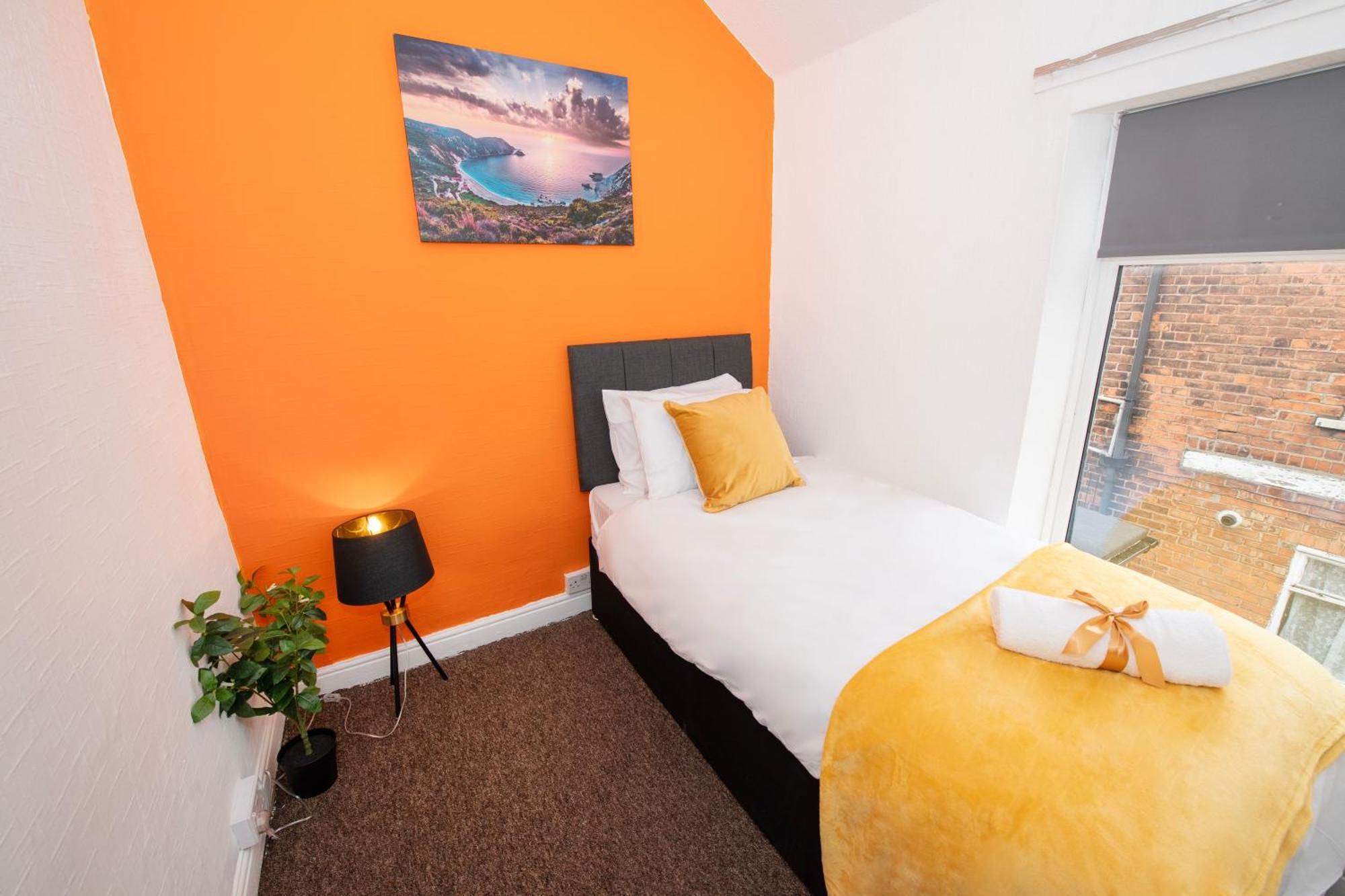 Versatile Cozy & Spacious Comfort Hull Apartments Kingston upon Hull Bagian luar foto