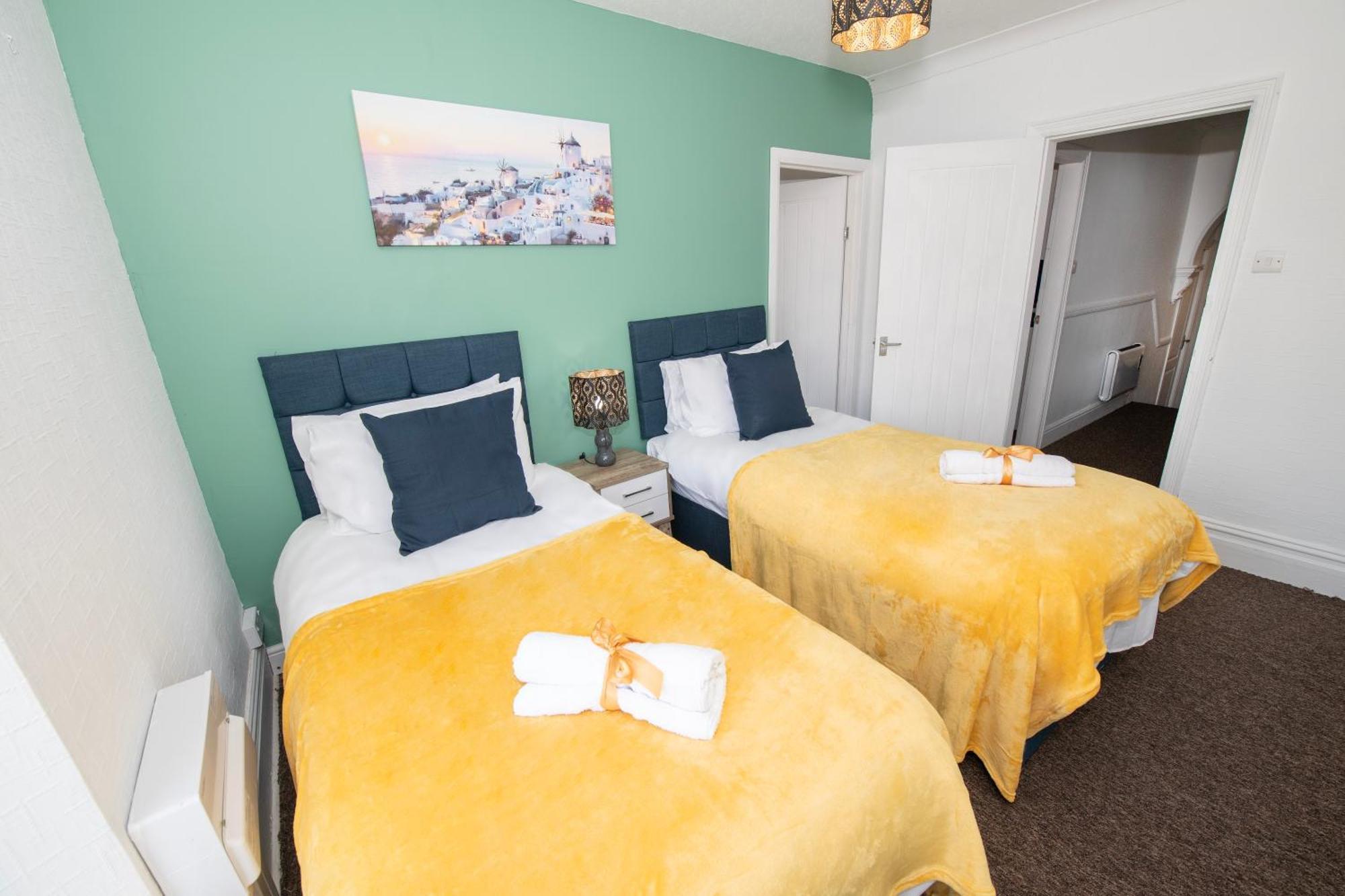 Versatile Cozy & Spacious Comfort Hull Apartments Kingston upon Hull Bagian luar foto